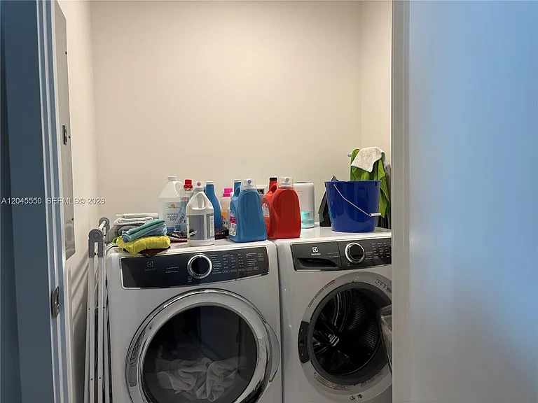 851 NE 1st Ave #3706 — Photo 8