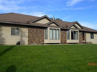 900 Woodland Ave, Fairmont, MN 56031