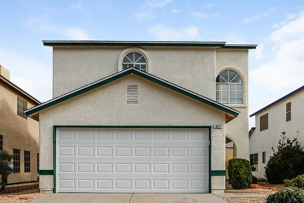 3 bed, 2.5 bath, 1544 sqft, $2,125 — Photo 1