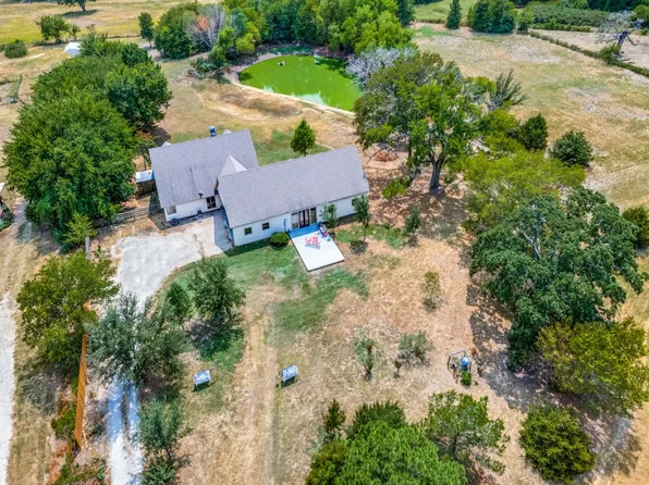 11528 Mustang Rd, Pilot Point, TX 76258