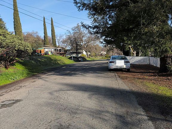 5th image of 4350 Oak Ave