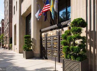 210 W Washington Sq APT 2SW, Philadelphia, PA 19106