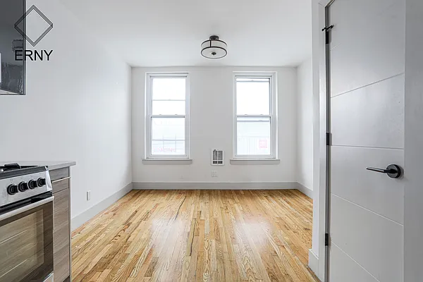 Rented by ERNY LLC | media 3