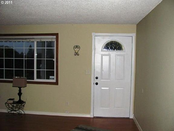 2nd image of 8513 NE 122nd Ave