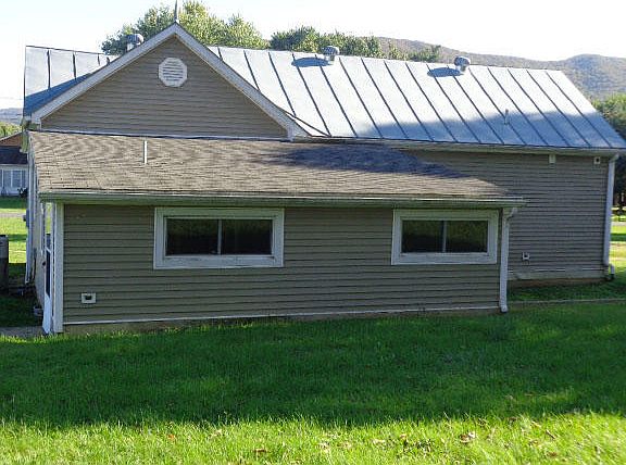 4th image of 906 McCulloch St