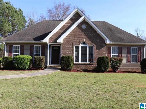 61 Twin Ridge Dr, Warrior, AL 35180