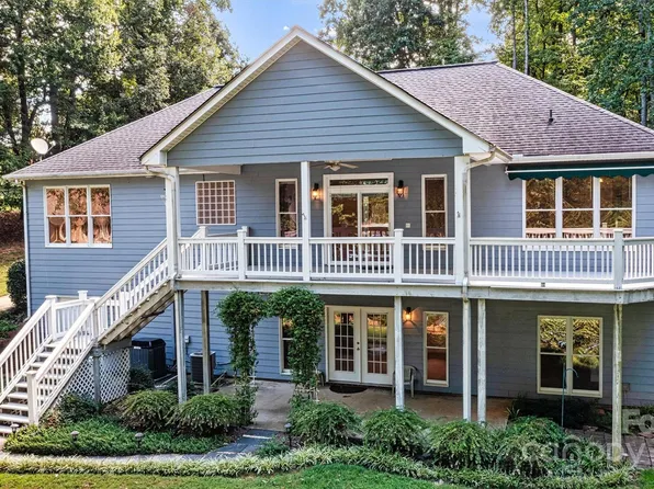 4601 Mariner Ln, Denver, NC 28037