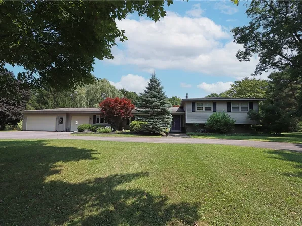 4518 Limestone Dr, Manlius, NY 13104