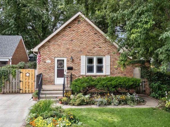 5427 Parker St, Omaha, NE 68104