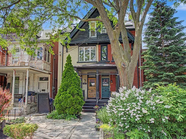 410 Manning Ave, Toronto, ON M6G 2V7