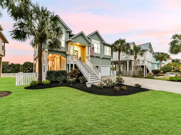 13602 Windlass Cir, Galveston, TX 77554