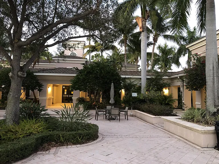 3023 Alcazar Pl #305 — Photo 30