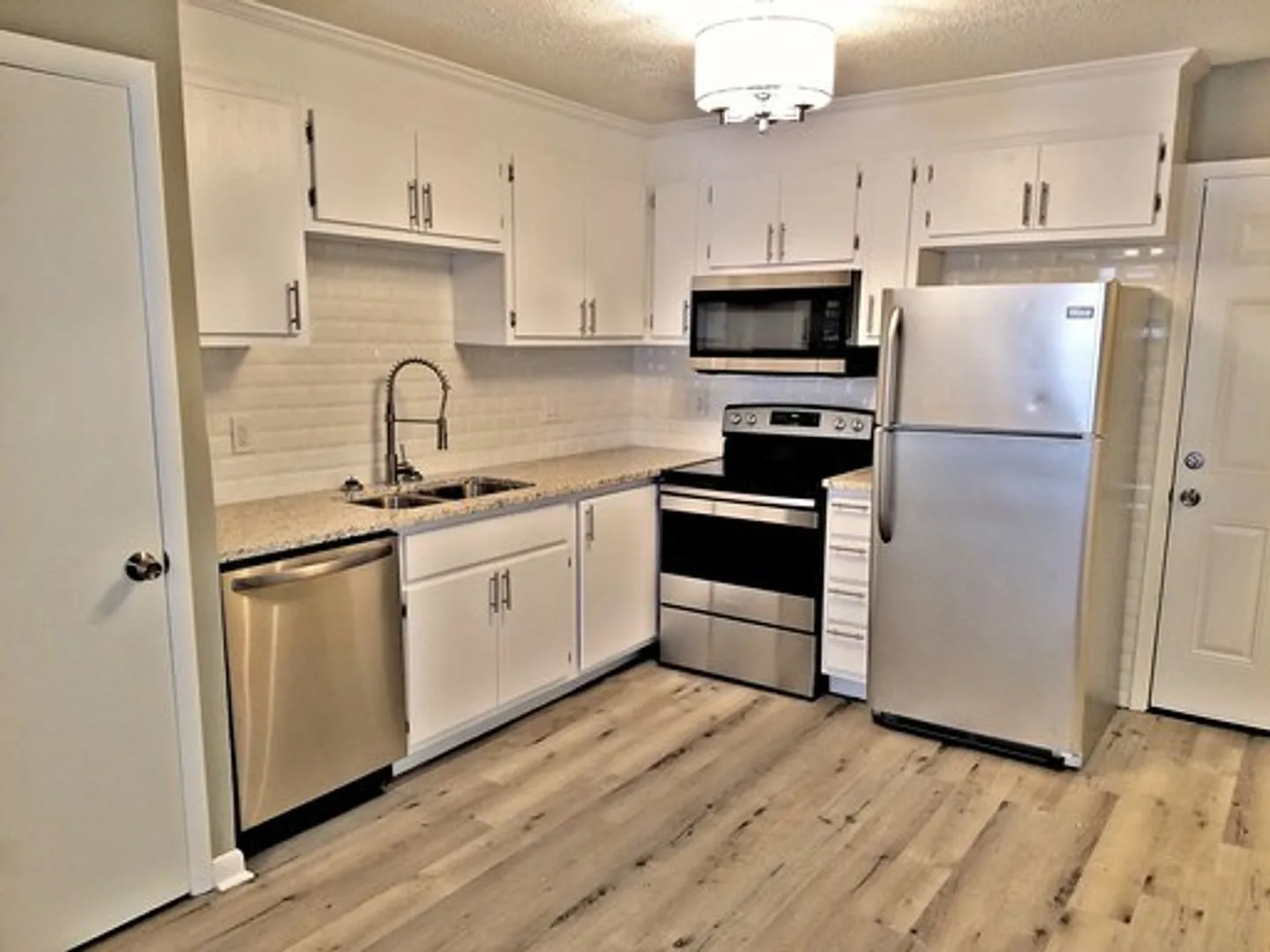 2234 Harrison St SE — Photo 2