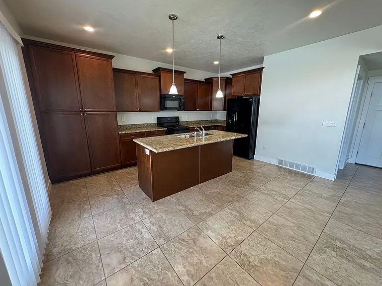 12771 Park Rim Ct — Photo 5