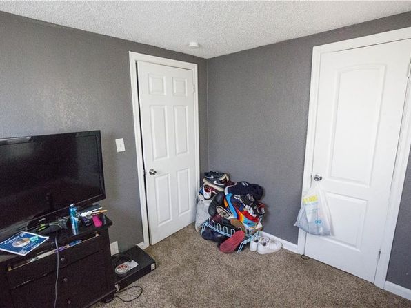 kansas-city-missouri-2074650432 picture