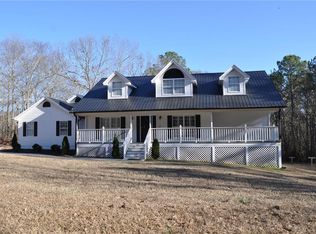 1068 Old Hoods Mill Rd, Commerce, GA 30529