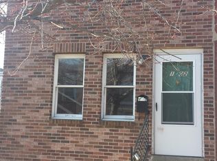 1102 Read St, Wilmington, DE 19805