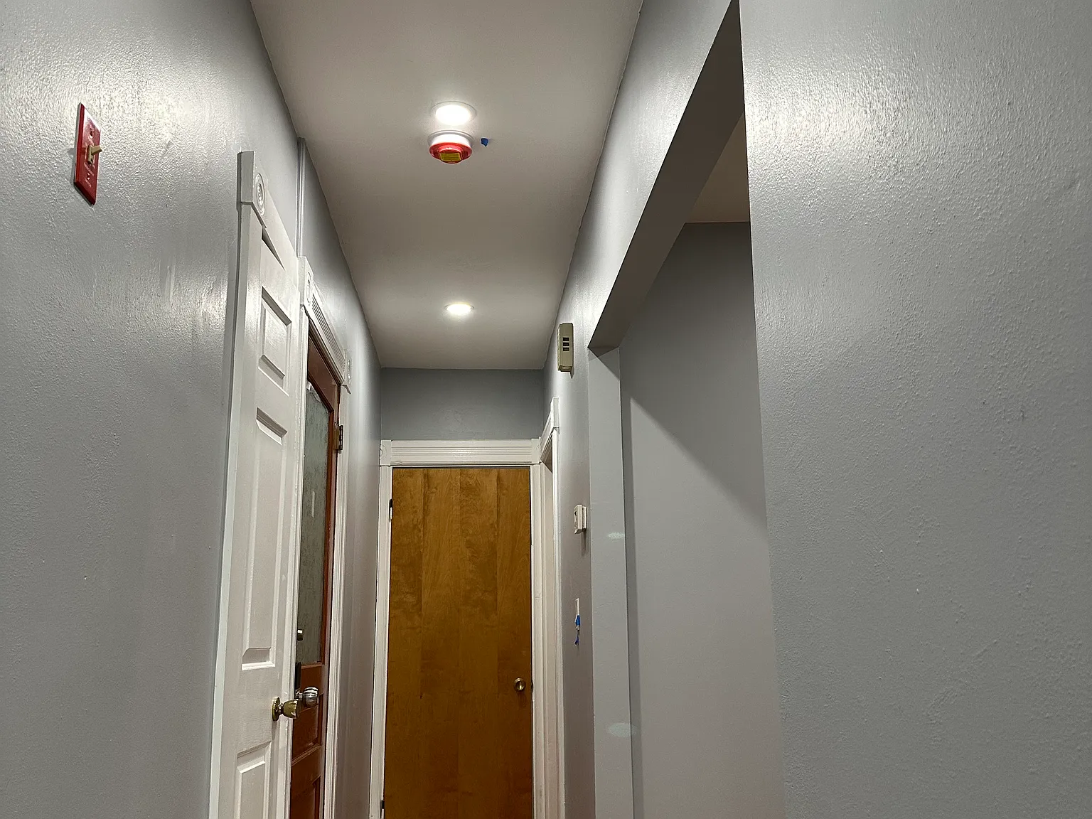 4 bed, 1.5 bath, 2000 sqft, $2,900 — Photo 2