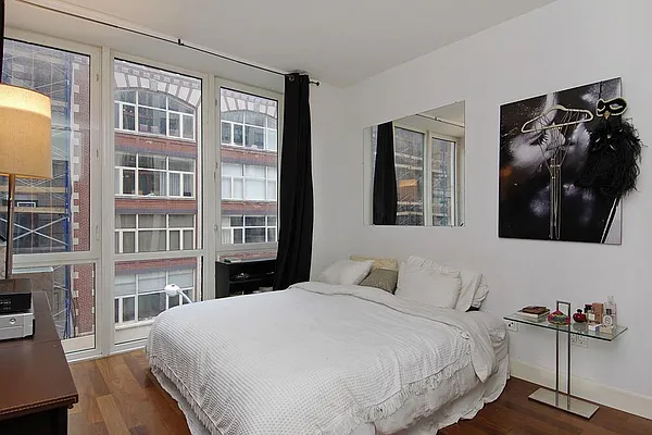 Sold by Corcoran | media 8
