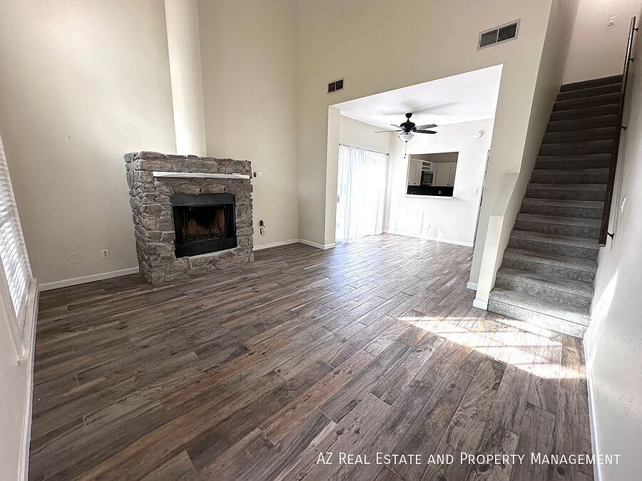 1st image of 1126 W Elliot Rd Unit 1061