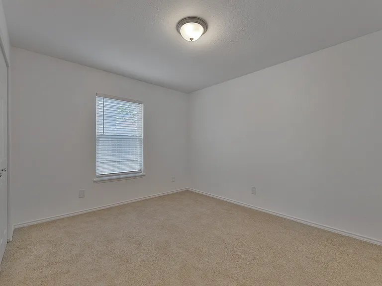 2905 Joymeadow Dr — Photo 13