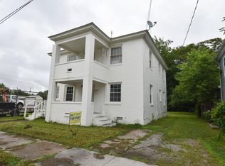 232 Chestnut St, Suffolk, VA 23434