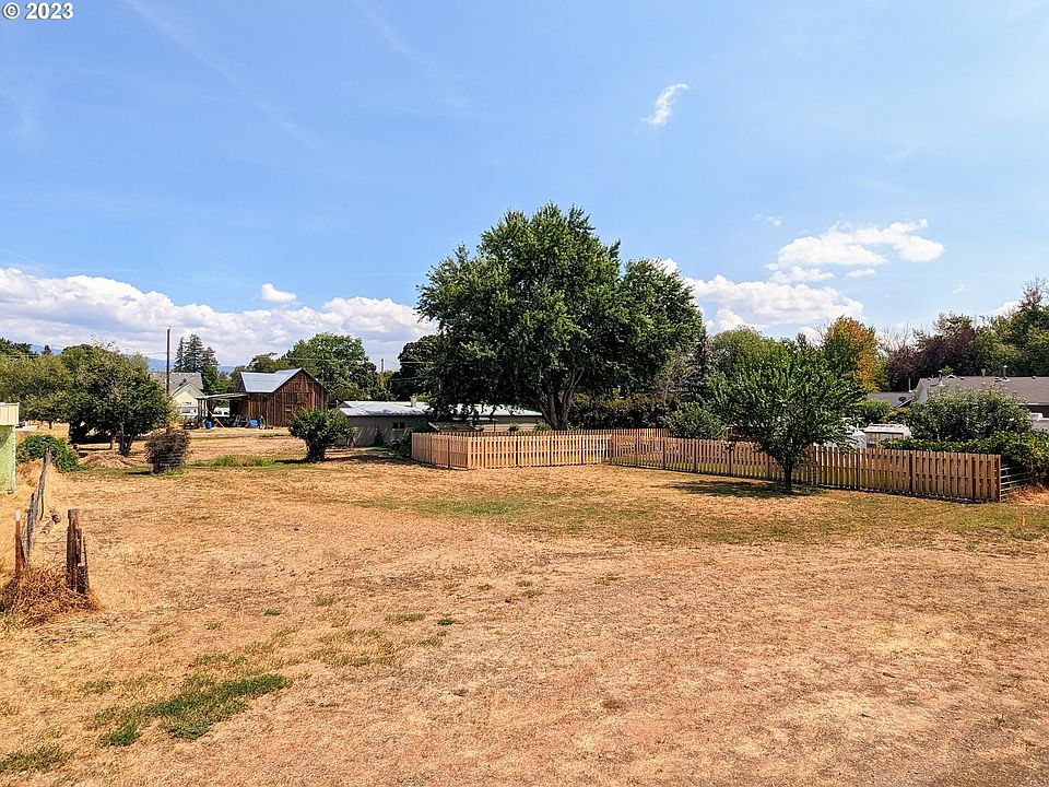 521 N 4th St, Union, OR 97883 MLS 23085033 Zillow