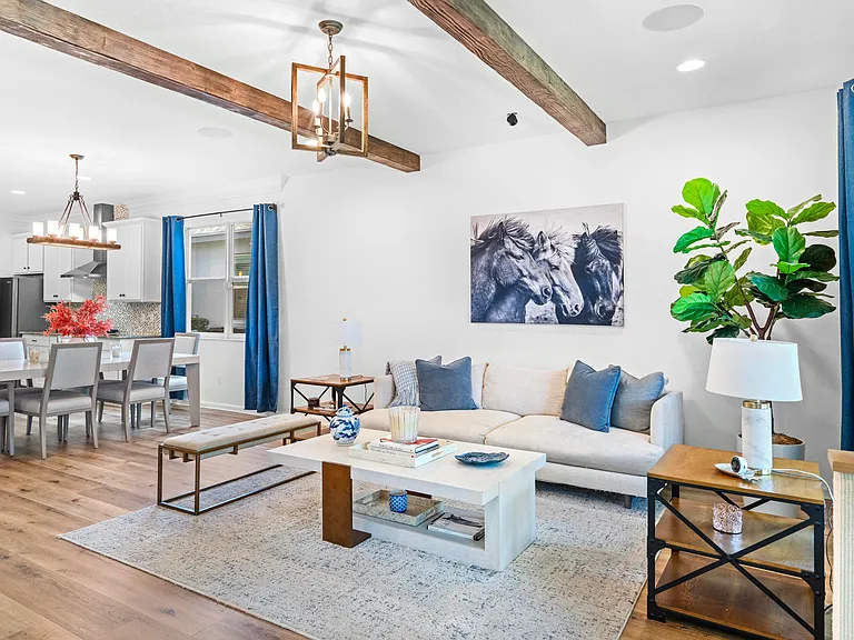 11629 SW Lyra Dr — Photo 32