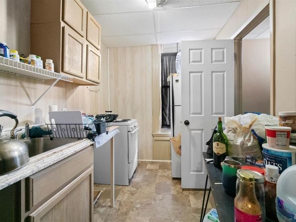 fort-wayne-indiana-73110350 picture