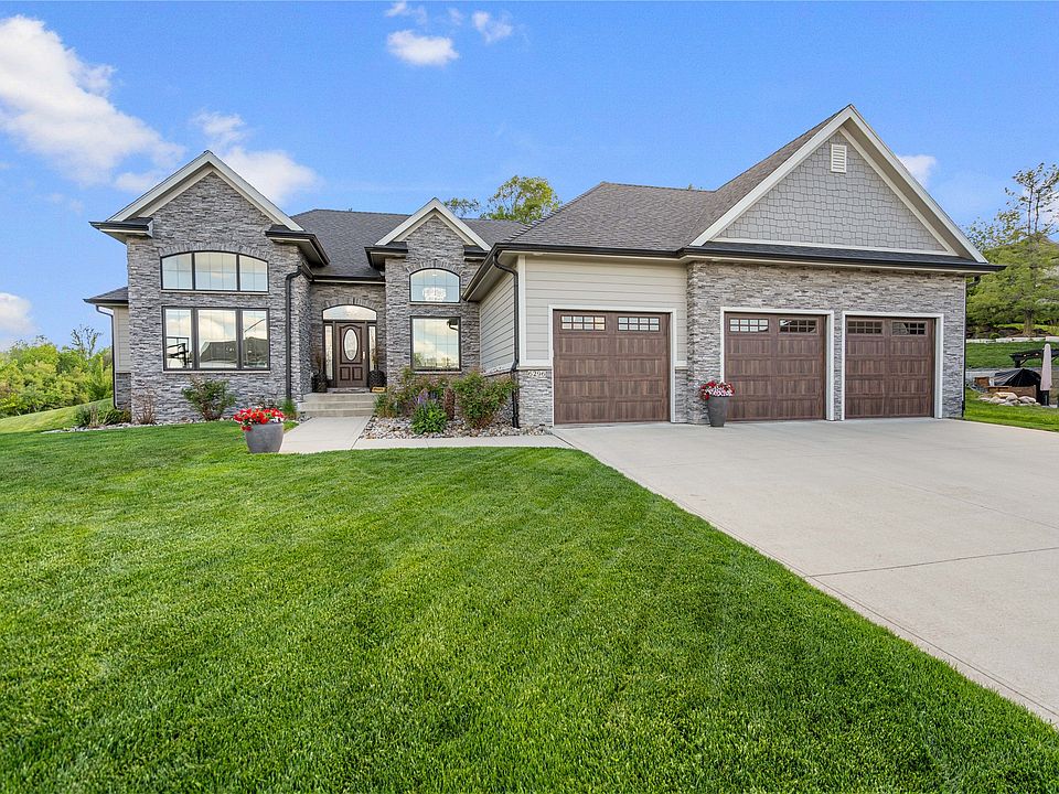 1st image of 6296 Sudbury Ct