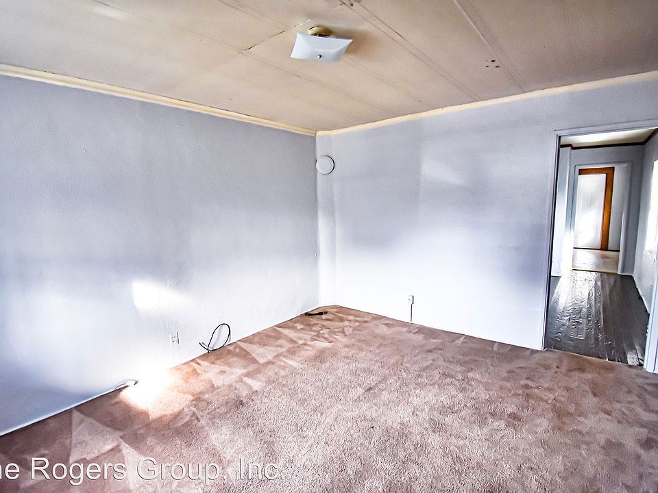 2nd image of 424 Merriman St