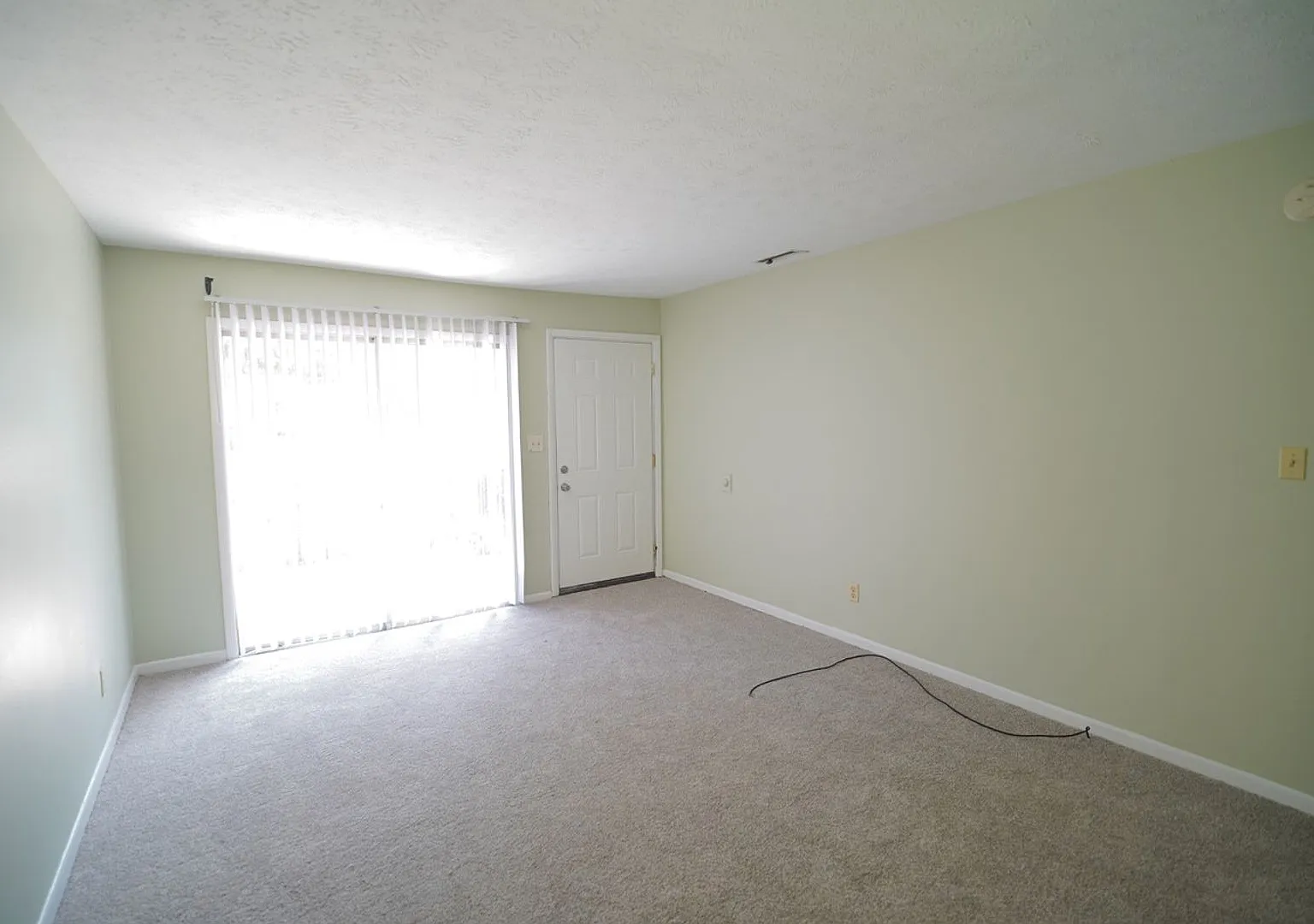 3/2 Townhome off Hartsfield Rd. — Photo 4
