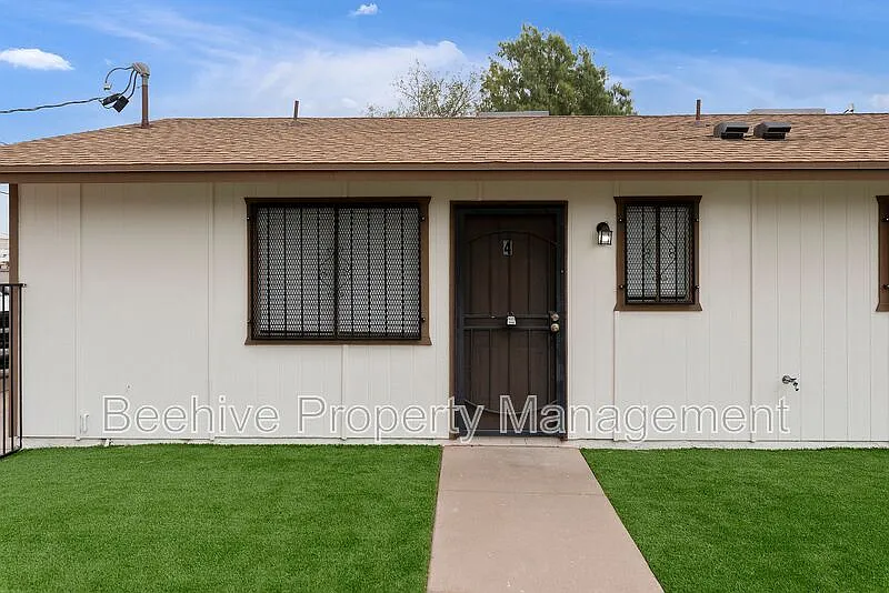 1 bed, 1.0 bath, 435 sqft, $799 — Photo 2