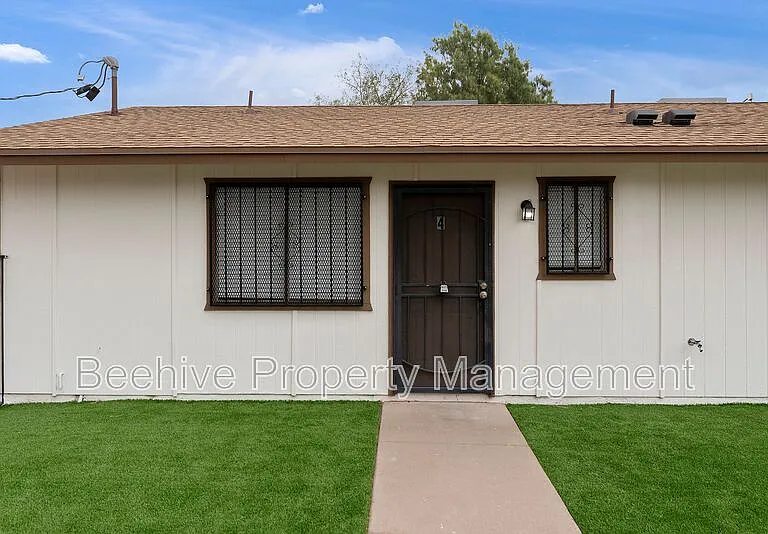 1634 E Monroe St #2 — Photo 2
