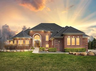 77280 Oak Creek Ln, Romeo, MI 48065