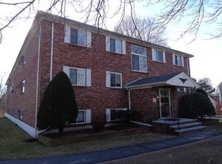 52 Purchase St APT A2, Danvers, MA 01923