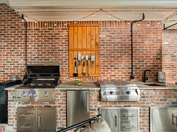 4th image of 226 Tidewater Rd