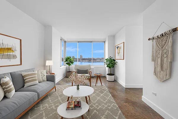 Rented by Nest Seekers International | media 3