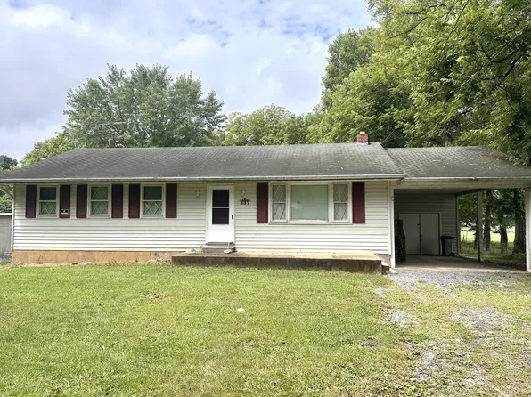 337 County Line Dr, Martinsburg, WV 25404