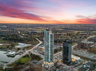 805 Carling Ave #906, Ottawa, ON K1S 5W9