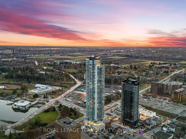 805 Carling Ave #906, Ottawa, ON K1S 5W9