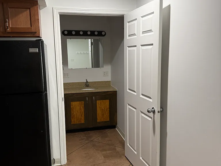 1810 N 13th St #1810 — Photo 9