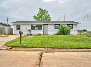 712 SW 46th St, Lawton, OK 73505