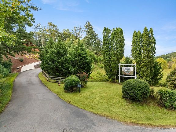 2nd image of 1396 Deerfield Rd