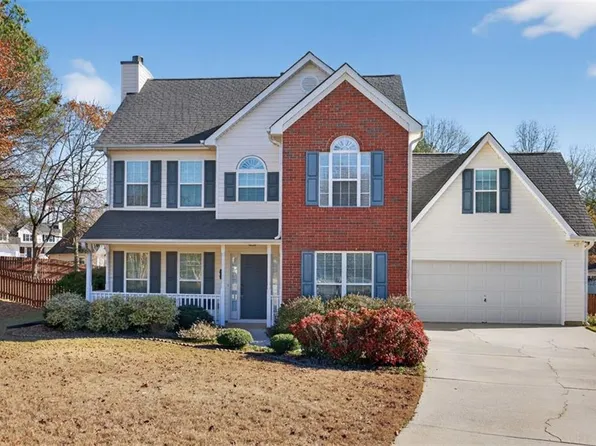 3549 Cherry Blossom Ln, Loganville, GA 30052