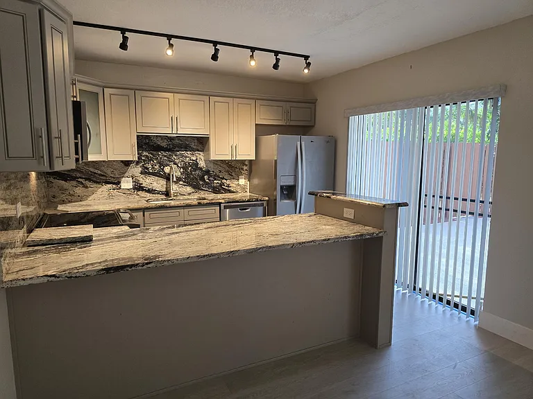 1480 Masters Cir #171 — Photo 6