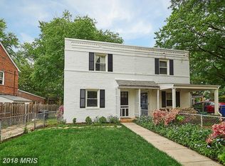 863 S Ivy St, Arlington, VA 22204