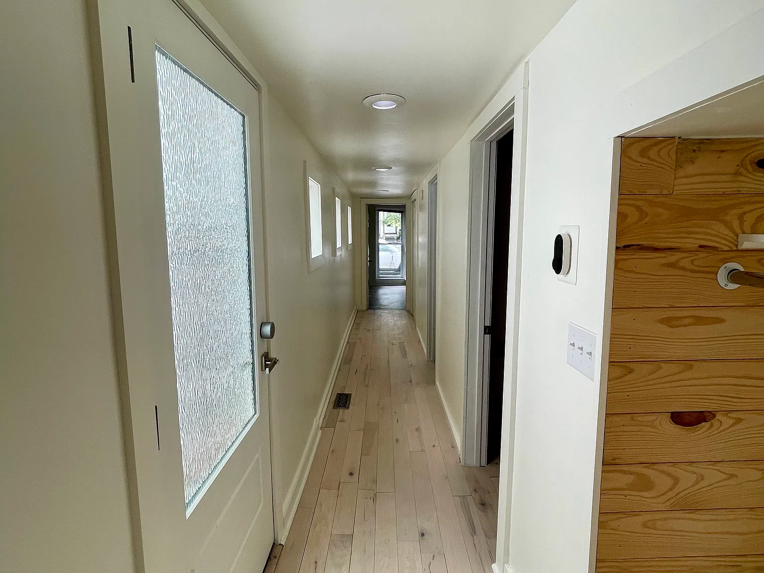 1 bed, 880 sqft, $1,495 — Photo 4