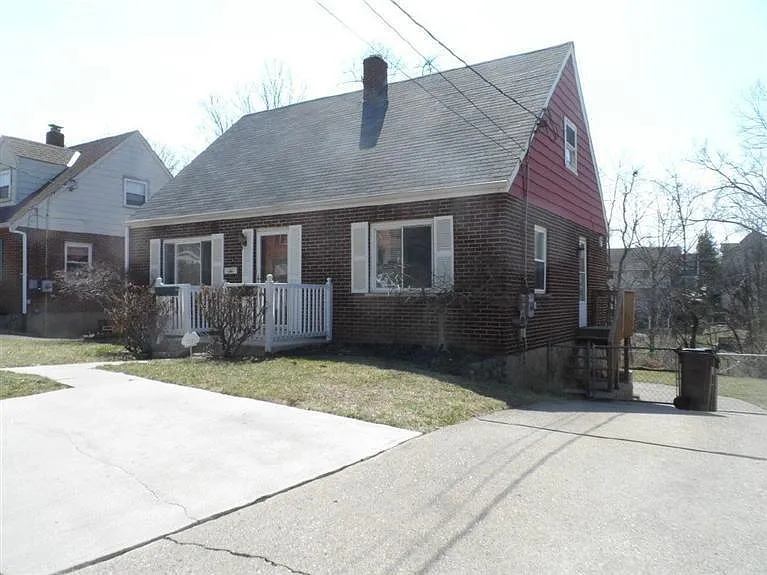 2222 Joyce Ave photo 1