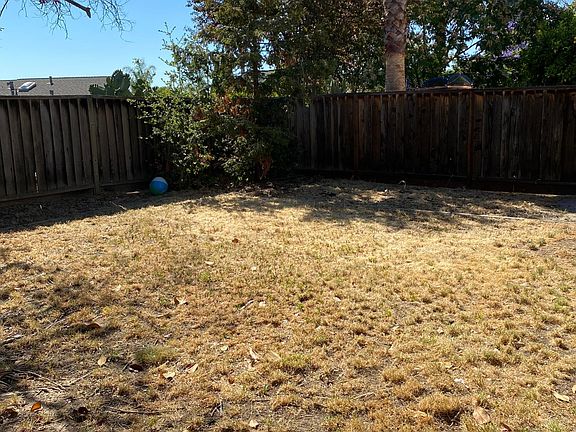 3rd image of 3463 Youngs Cir